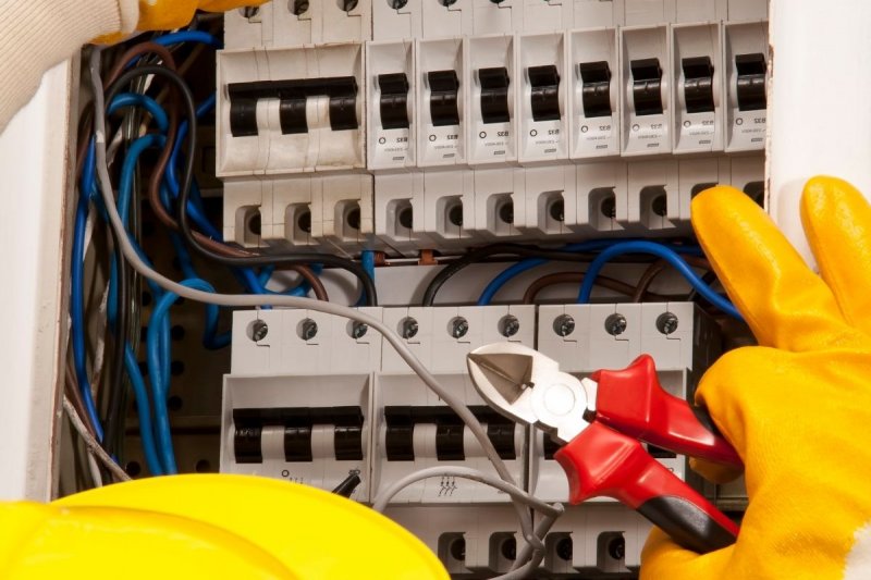 Elektrik Tesisatı Döşeme